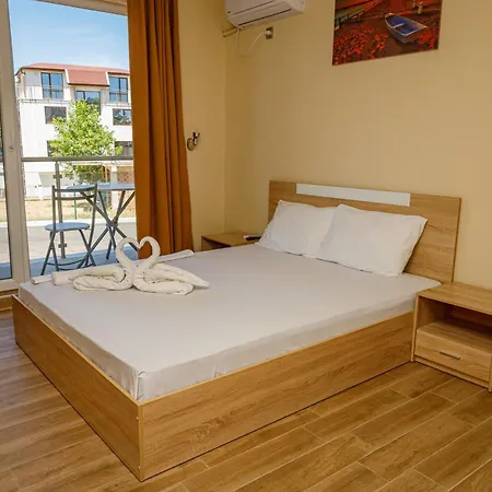 Silitur Ξενοδοχείο με διαμερίσματα 3*