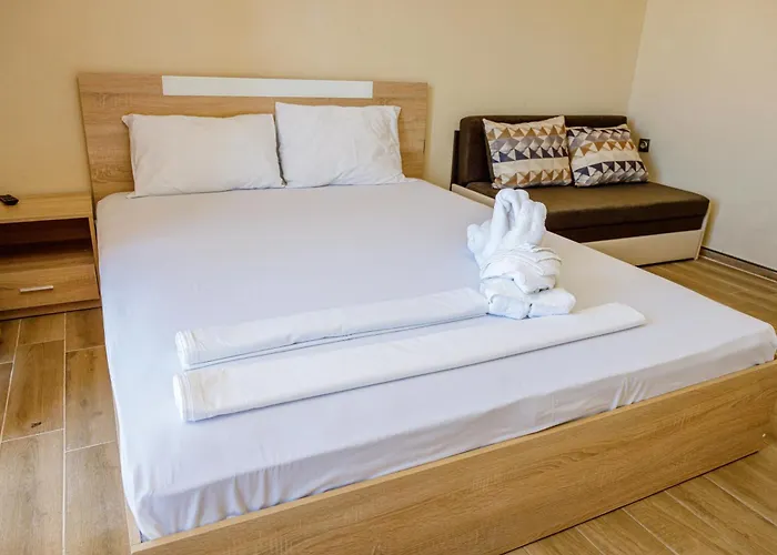 Silitur Aparthotel 3*