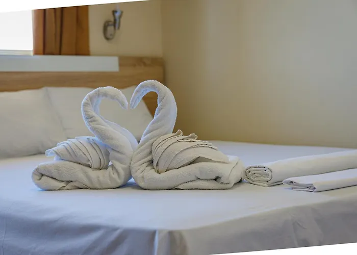 Silitur Aparthotel 3*